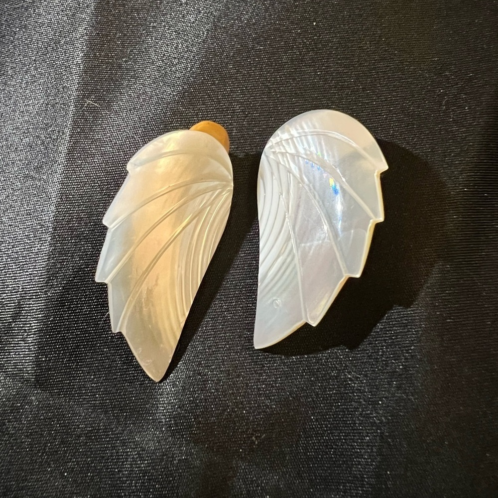 White mother of pearl Angel Wing sea shell carved clip on earrings